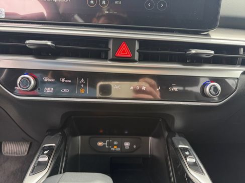 New 2026 Kia Sorento EX AWD/4WD image 29