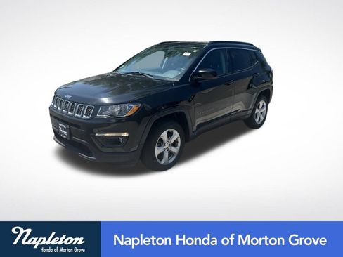 Used 2018 Jeep Compass Latitude w/ Popular Equipment Group AWD/4WD image 1