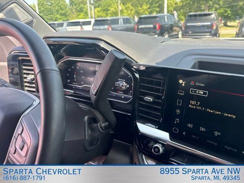 Used 2024 GMC Sierra 1500 Elevation AWD/4WD image 19