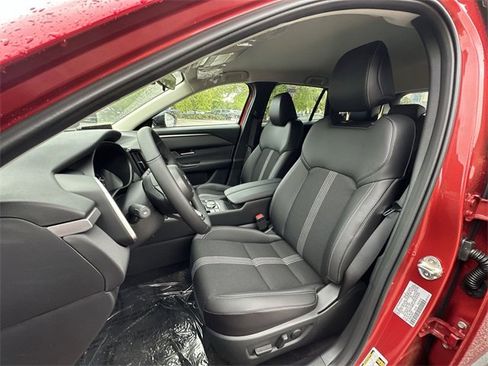 Used 2025 MAZDA CX-50 AWD 2.5 S w/ Weather Package image 11