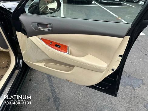 Used 2011 Lexus ES 350 image 17