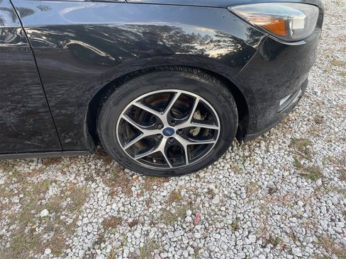 Used 2018 Ford Focus SEL image 33