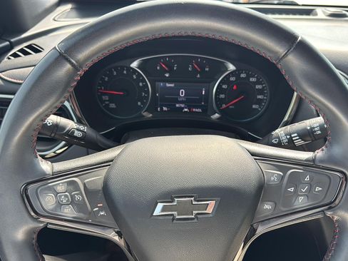 Used 2022 Chevrolet Equinox RS FWD image 21