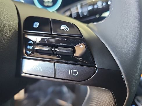 New 2026 Hyundai Elantra Sport image 17