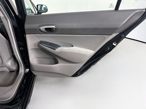 Used 2011 Honda Civic LX image 28