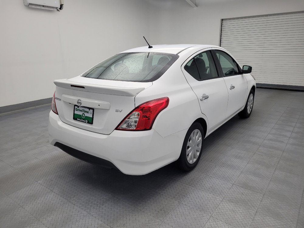 Used 2019 Nissan Versa SV FWD image 9