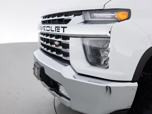 Used 2021 Chevrolet Silverado 2500 LTZ AWD/4WD image 15
