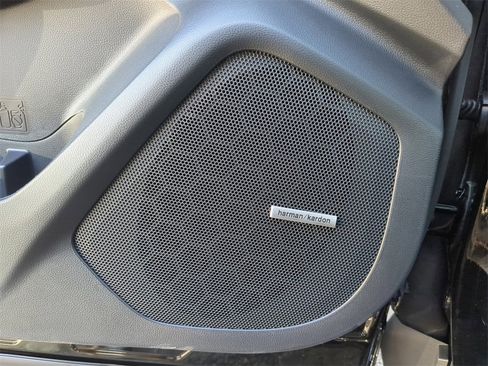 New 2026 Subaru Ascent Limited image 19