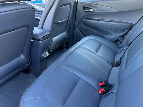 Used 2020 Chevrolet Bolt Premier w/ Infotainment Package image 15