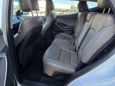 Used 2017 Hyundai Santa Fe Sport FWD image 31