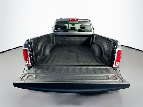 Used 2017 RAM 1500 Laramie image 29