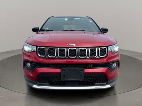 Used 2025 Jeep Compass Limited image 2