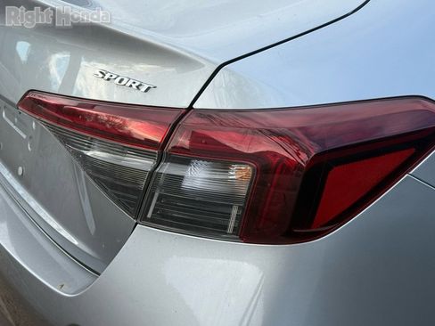 Used 2025 Honda Civic Sport image 10