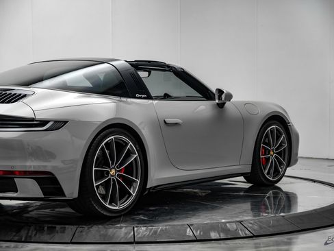 Used 2022 Porsche 911 Targa 4S AWD/4WD image 23