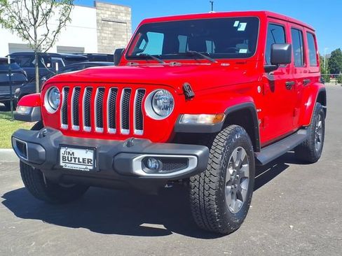 Used 2020 Jeep Wrangler Unlimited Sahara AWD/4WD image 2