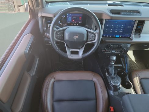 Used 2023 Ford Bronco Outer Banks AWD/4WD image 8