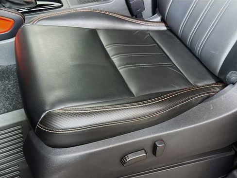 Used 2023 Nissan Frontier PRO-4X w/ Pro-4X Premium Package image 21