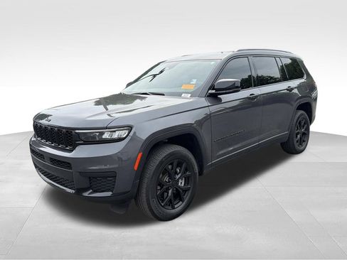 Used 2024 Jeep Grand Cherokee L Laredo AWD/4WD image 7