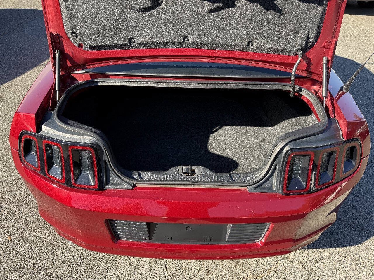 Used 2014 Ford Mustang Coupe w/ Equipment Group 102A RWD image 11
