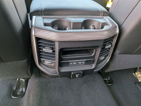 New 2026 RAM 2500 Laramie w/ Night Edition AWD/4WD image 30