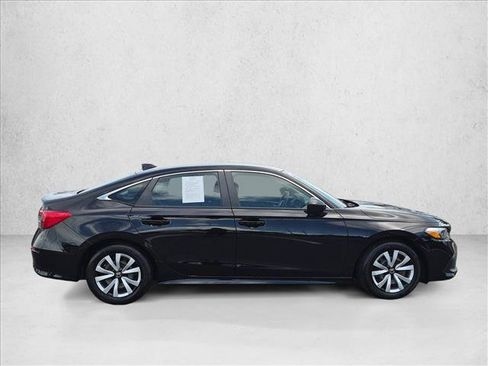 Used 2022 Honda Civic LX image 4
