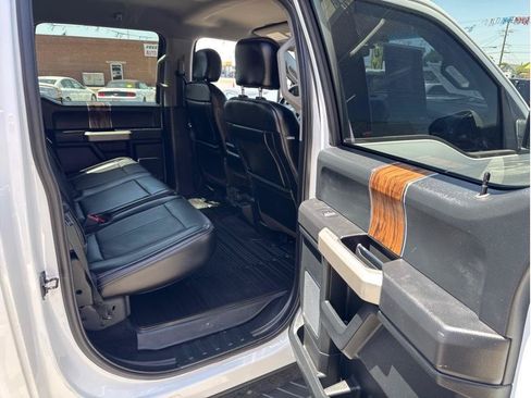 Used 2018 Ford F150 Lariat AWD/4WD image 8