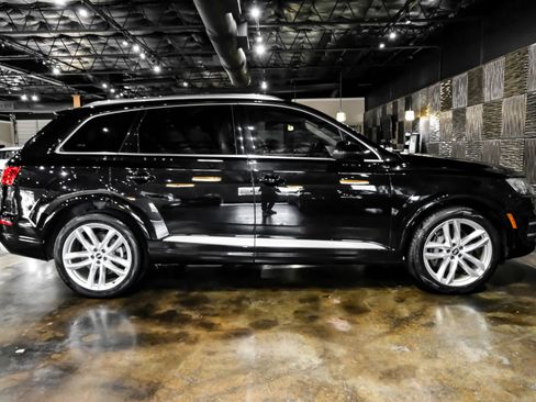 Used 2018 Audi Q7 3.0T Prestige AWD/4WD image 8