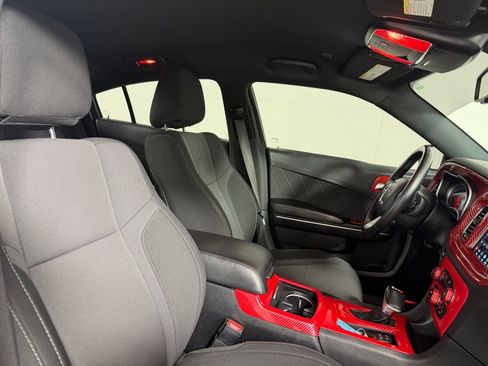 Used 2018 Dodge Charger SXT Plus RWD image 21