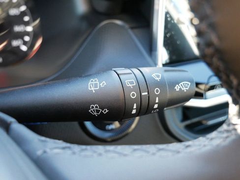 New 2026 Jeep Compass Latitude image 38