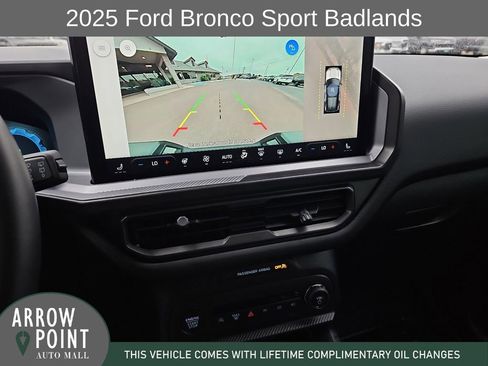 Used 2025 Ford Bronco Sport Badlands AWD/4WD image 24