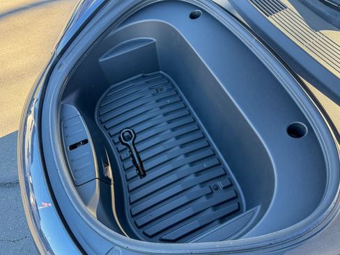 Used 2023 Tesla Model 3 Standard Range image 30