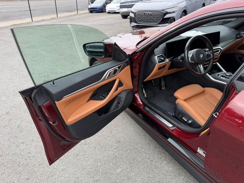 Used 2023 BMW i4 eDrive40 w/ M Sport Package RWD image 9