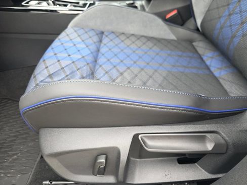 New 2026 Volkswagen Golf w/ Euro Style Package AWD/4WD image 19