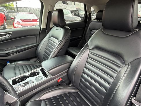 Used 2024 Ford Edge SEL AWD/4WD image 17