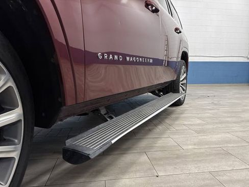 Used 2022 Jeep Grand Wagoneer Series II image 43