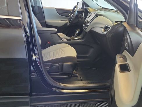 Used 2023 Chevrolet Equinox LT w/ LPO, Floor Liner Package FWD image 10