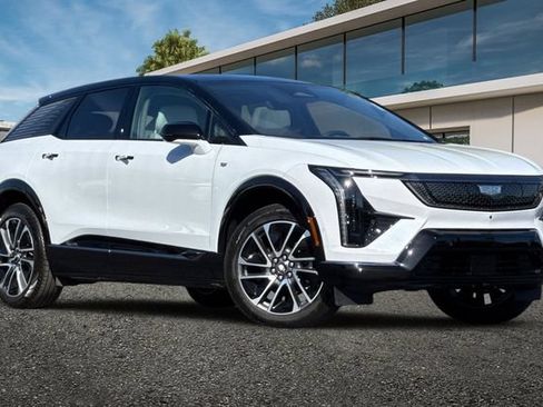 New 2026 Cadillac Optiq Sport 1 w/ LPO, Floor Liner Package AWD/4WD image 1