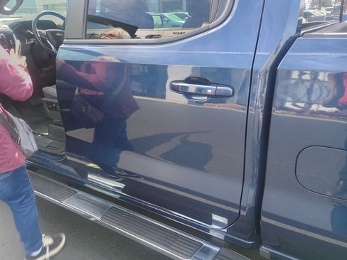 Used 2019 Chevrolet Silverado 1500 LT w/ All-Star Edition image 7