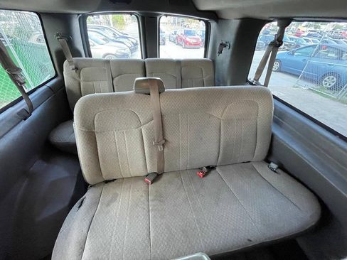 Used 2017 Chevrolet Express 3500 LT w/ LT Preferred Equipment Group RWD image 10