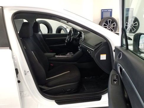 Used 2020 Hyundai Sonata SEL FWD image 16