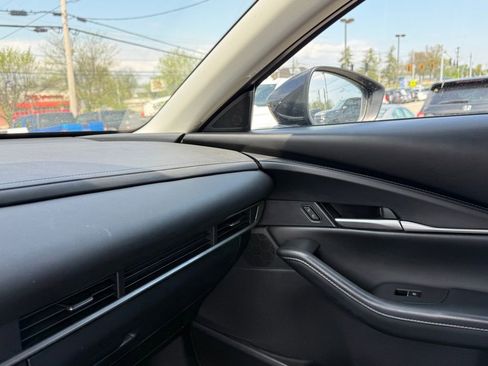 Used 2021 MAZDA CX-30 FWD 2.5 S w/ Select Package image 22