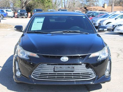 Used 2015 Scion tC image 2