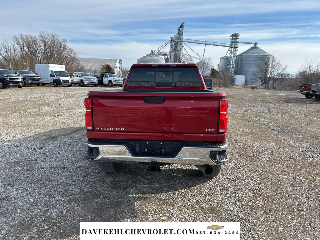 Used 2025 Chevrolet Silverado 2500 LTZ w/ LTZ Plus Package AWD/4WD image 4