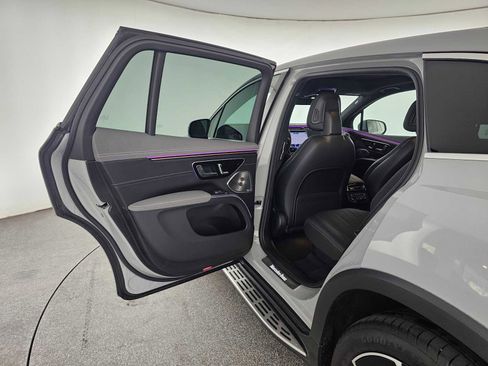Used 2023 Mercedes-Benz EQS 450+ SUV image 16