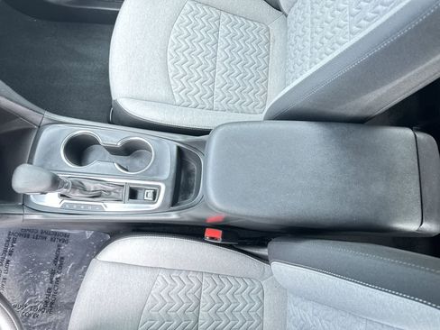 Used 2023 Chevrolet Equinox LS w/ LS Convenience Package FWD image 21