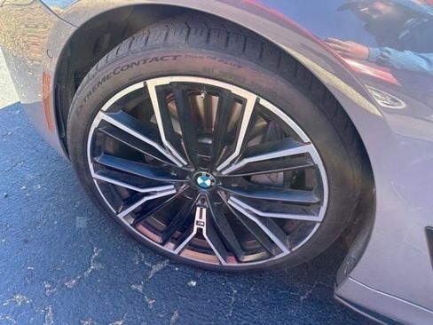 Used 2021 BMW M550i xDrive w/ Premium Package image 35