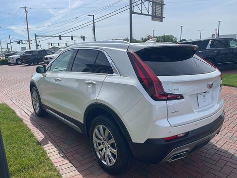 Used 2023 Cadillac XT4 Premium Luxury AWD/4WD image 11