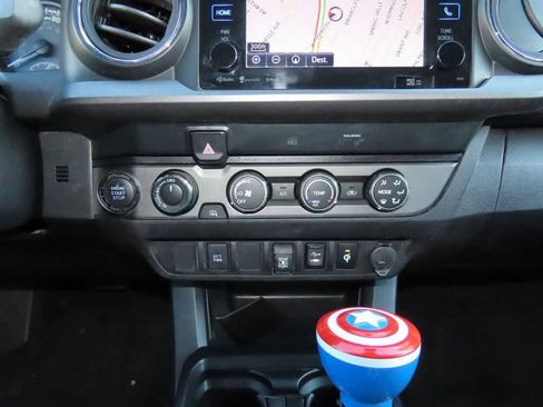 Used 2019 Toyota Tacoma TRD Sport image 22