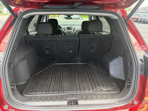 Used 2023 Chevrolet Equinox LT FWD image 8