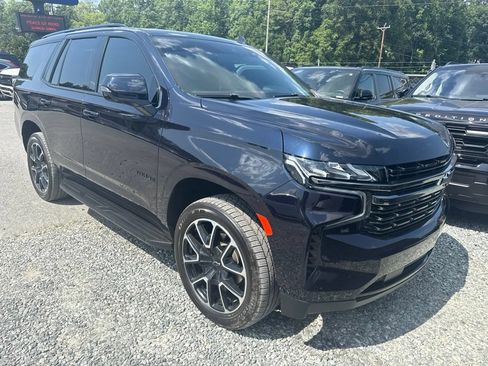 Used 2022 Chevrolet Tahoe RST w/ Luxury Package AWD/4WD image 2